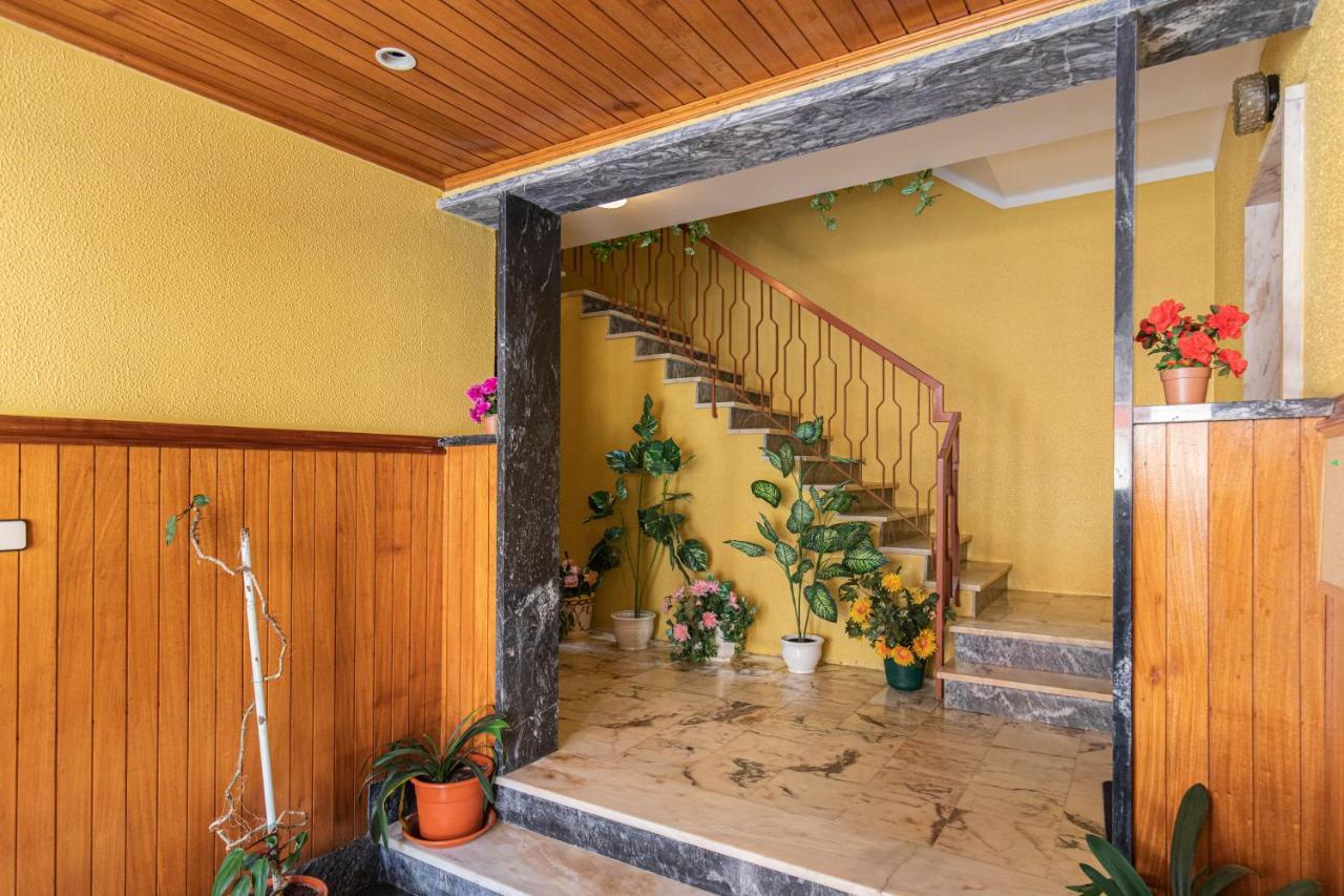 Lovelystay - Sintra Mountain View Exterior photo